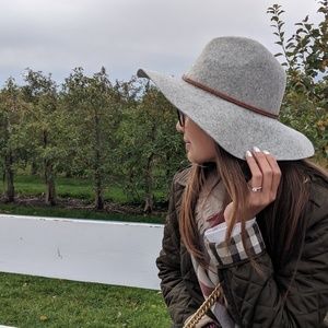 Meet your Posher, Tracy